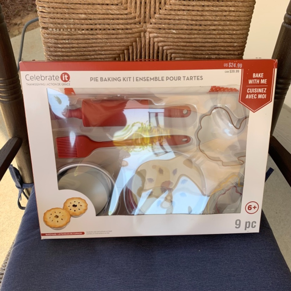 Celebrate It! Pie Baking Kit